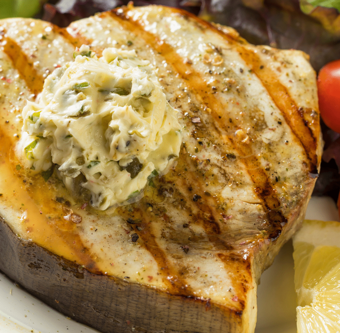 Pesce spada al finocchietto su purea di verdure