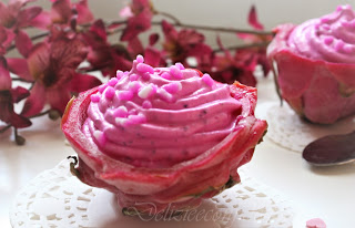 gelato al dragonfruit rosso