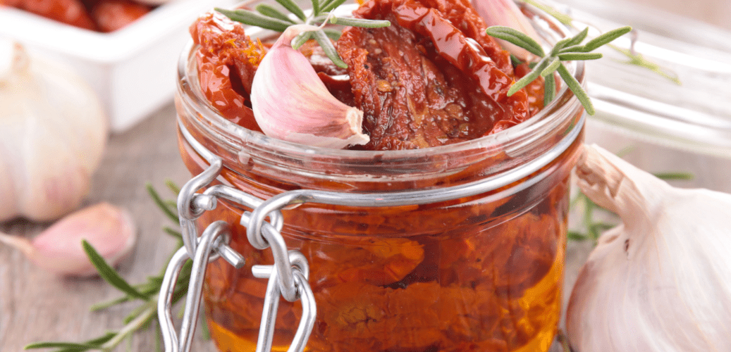 Pomodori secchi sottìolio