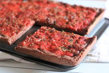Pizza con farina di riso rosso (senza glutine)