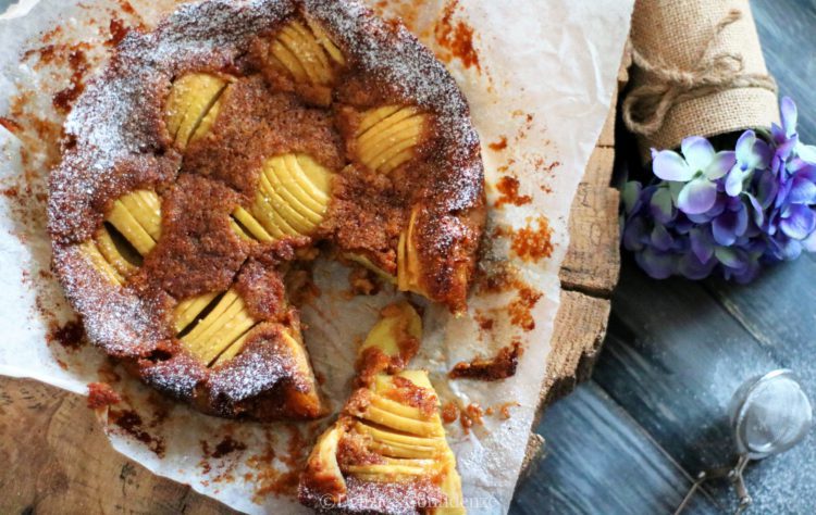 Torta di mele al malto d'orzo (senza zucchero, senza burro, senza uova)
