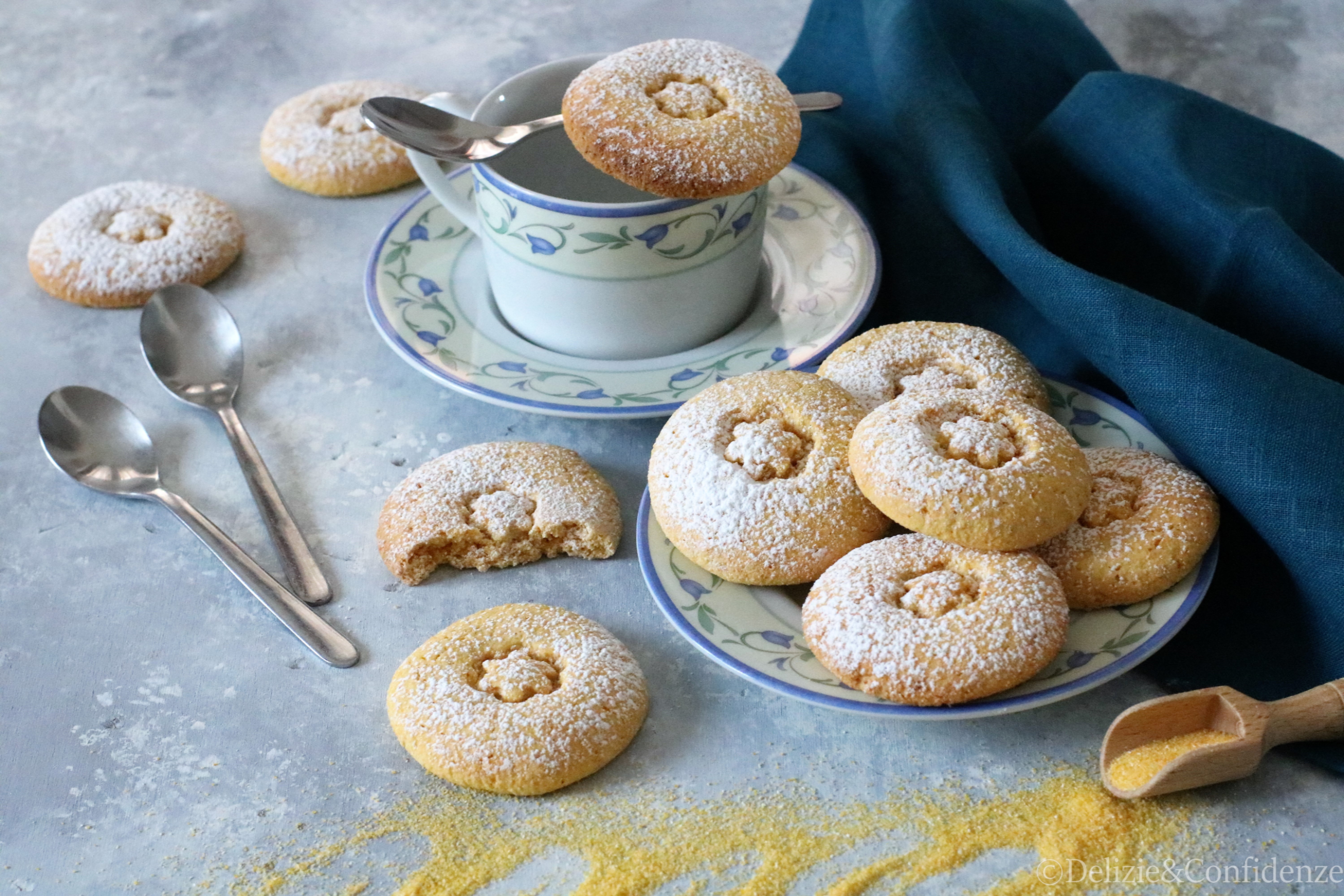 Biscotti con farina di mais senza glutine e vegan - Delizie &amp; Confidenze