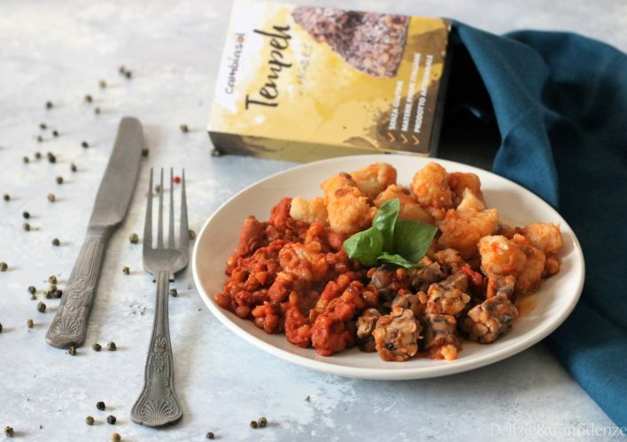 Tempeh di fagioli, lenticchie e cavolfiore in umido