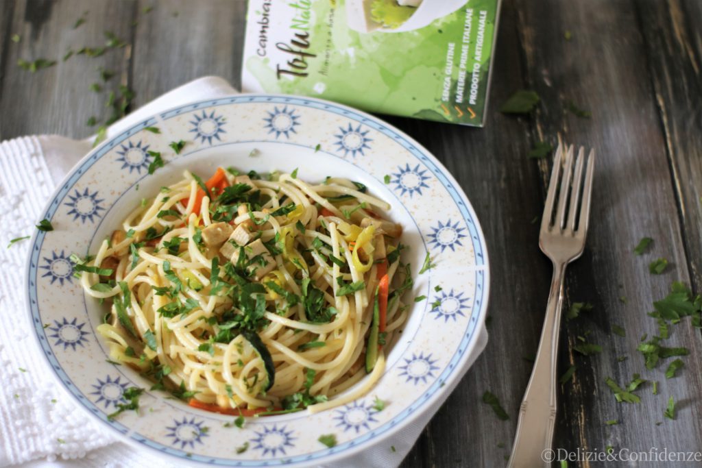 Spaghetti senza glutine con tofu verdure