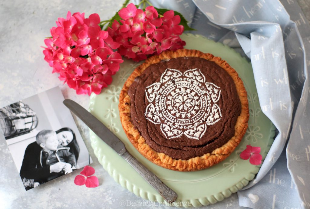 Crostata con crema frangipane al cacao