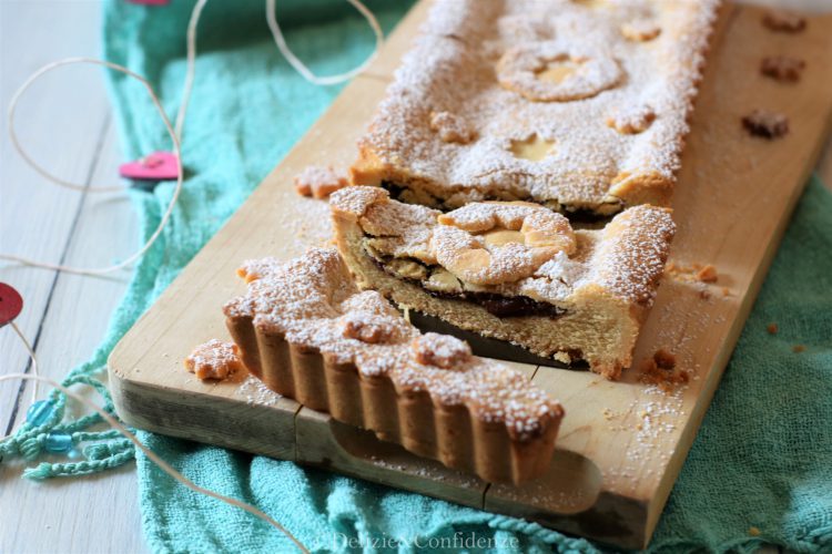 Crostata alla crema di nocciole senza lattosio (frolla con burro di mandorle)