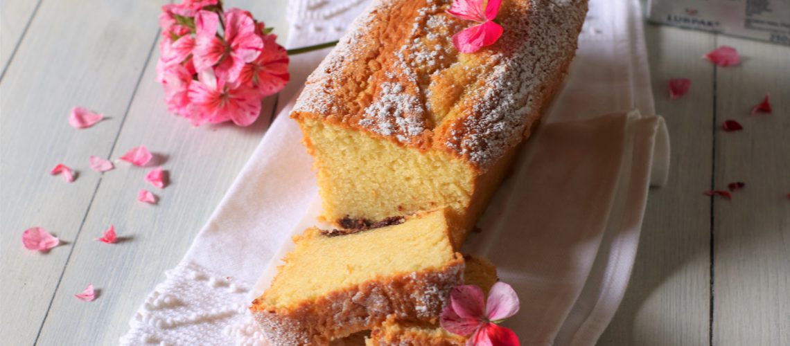 Plumcake bretone con crema alle nocciole