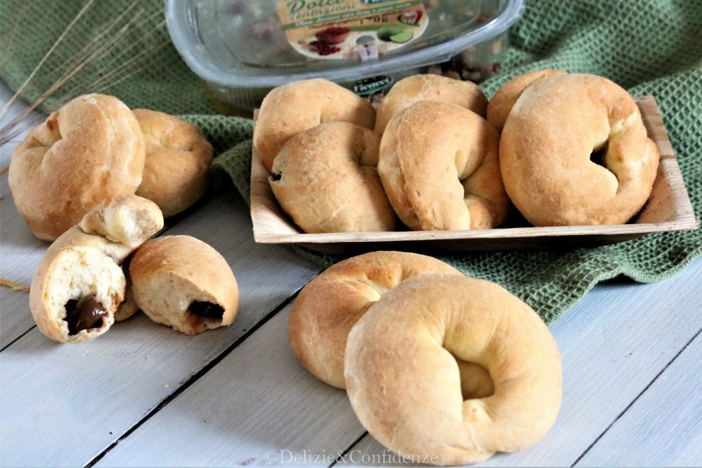 Ciambelline salate con sorpresa