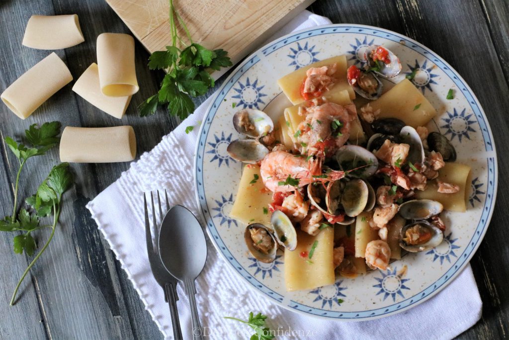 Paccheri misto mare