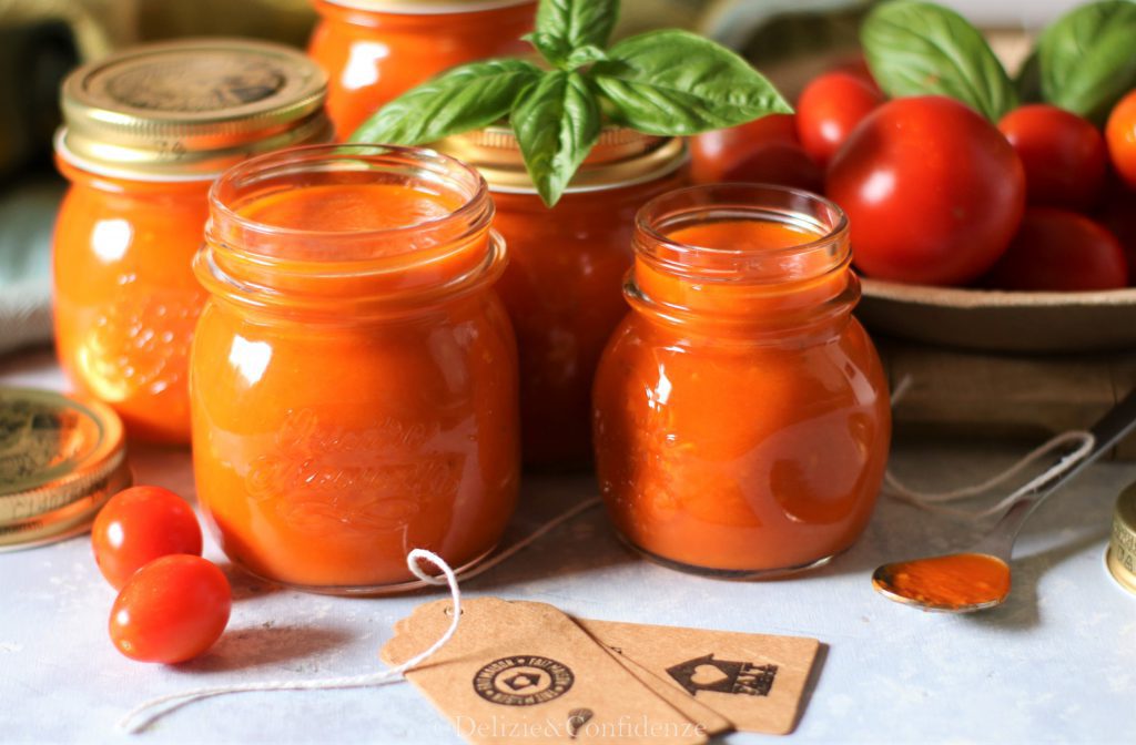 Salsa di pomodoro e consigli utili per una corretta sanificazione dei