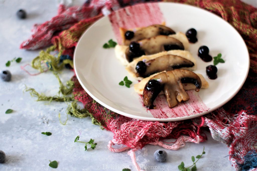 Scaloppine ai funghi con mirtilli