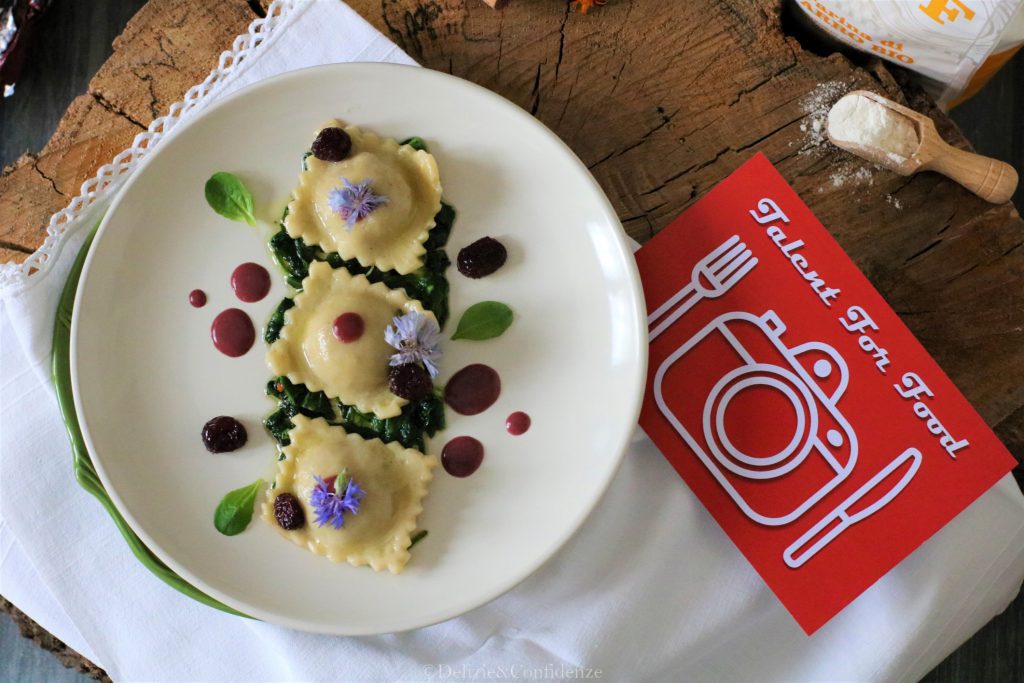 Ravioli di farro con brasato di coniglio e Blu 61 su letto di misticanza e risuzione di Wildbacher - TALENT FOR FOOD 2018