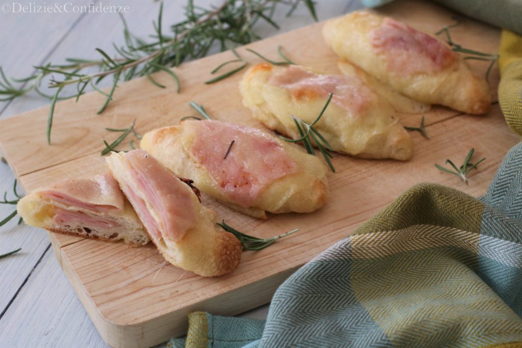 Pizzottelle cotto e mozzarella