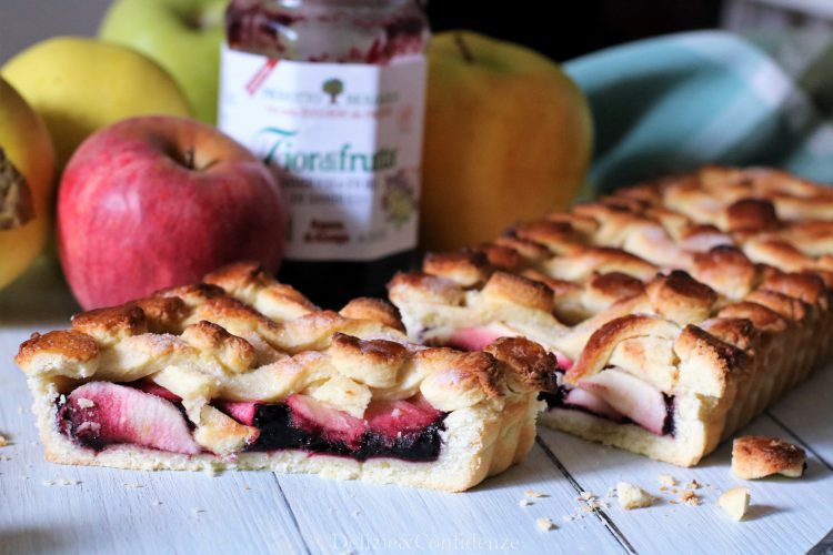 Crostata di sambuco e mele