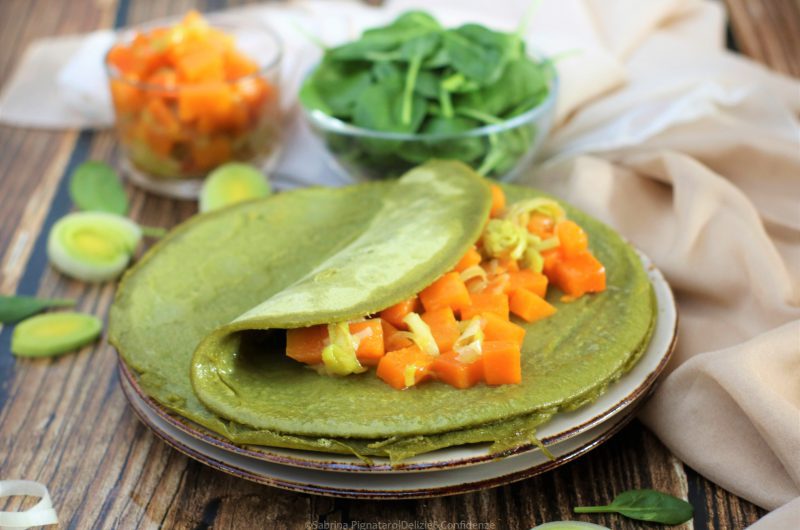 Crepes di spinaci e miglio con zucca allo sciroppo d'acero
