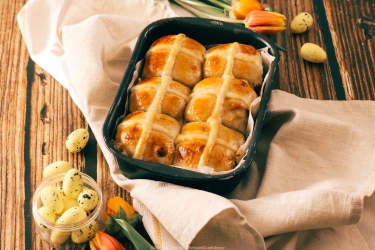 hot cross buns