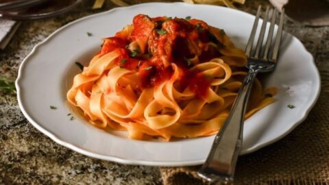 Fettuccine al ragù d'agnello