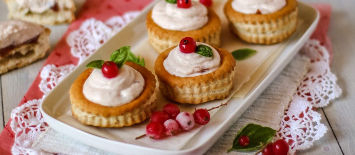 Vol au vent con ribes rosso