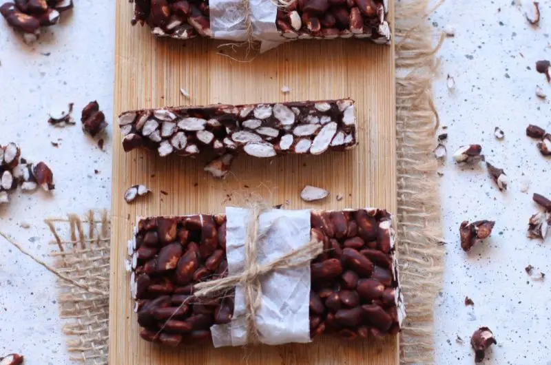 Barrette di riso soffiato e cioccolato fondente