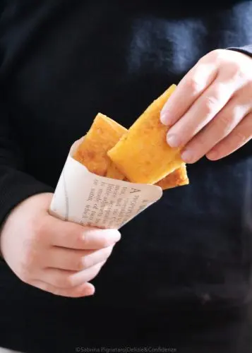 Croste di polenta croccanti