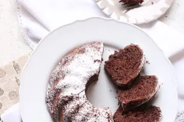 Torta alla panna montata nell'impasto, senza burro e senza olio