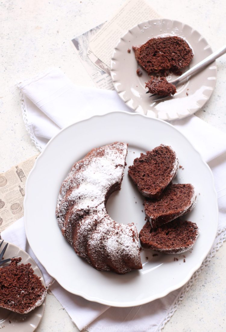 Torta alla panna montata nell'impasto, senza burro e senza olio