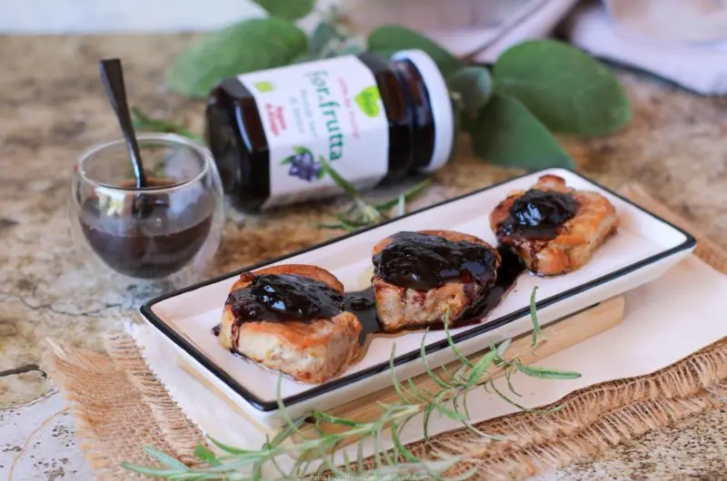 Filetto di maiale con salsa di Fiordifrutta mirtilli neri di bosco