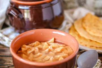 Crespelle di zucca in brodo di funghi