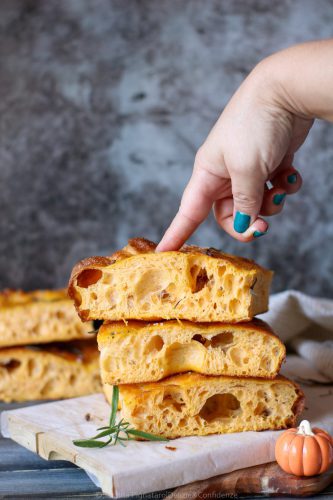 Focaccia alla zucca morbidissima