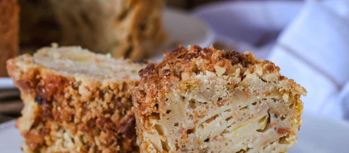 Ciambella di mele e zucca con crumble mandorlato