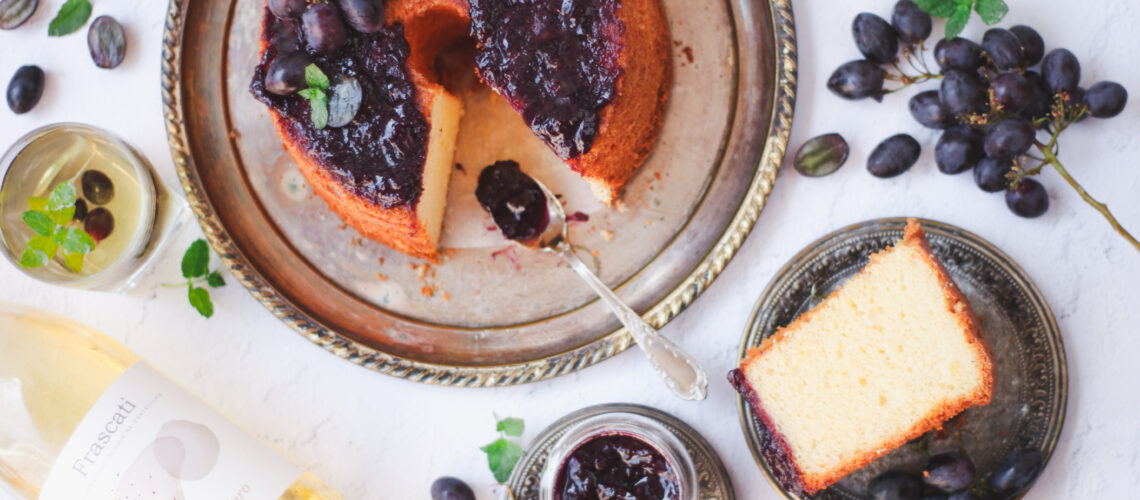 Chiffo Cake al vino con riduzione di uva