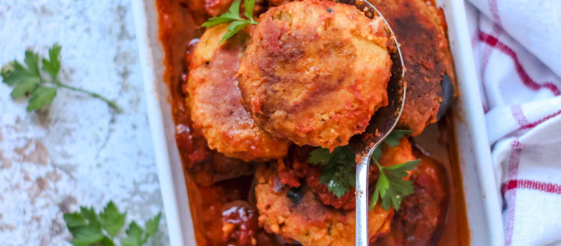 Polpette di zucca e ricotta vegetale al sugo – Ricetta facile