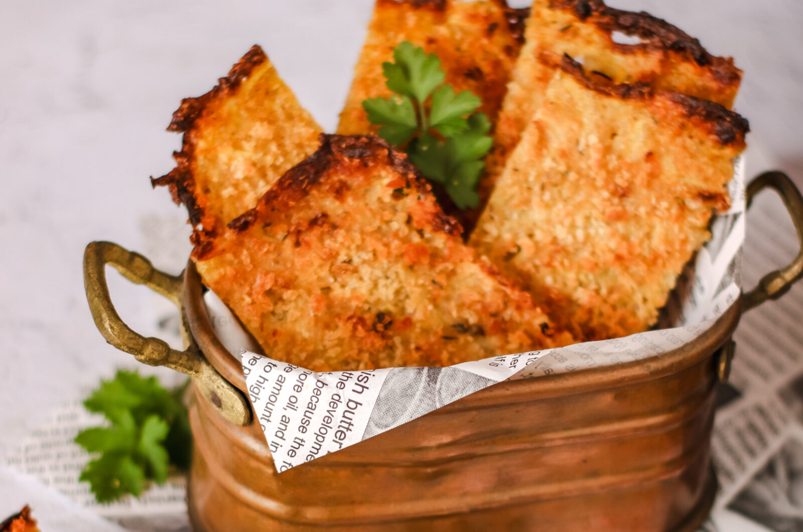 Schiacciata di patate e quinoa con rosmarino e parmigiano