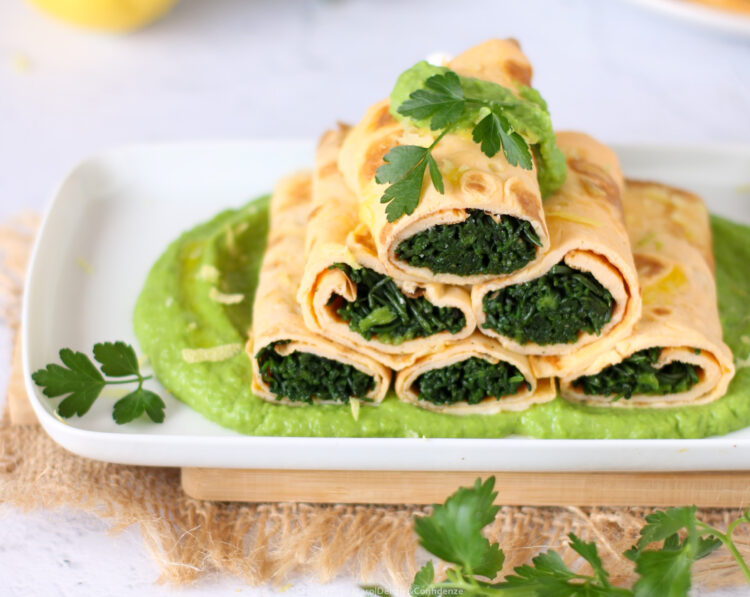 frittatine soffici con agretti su crema di piselli