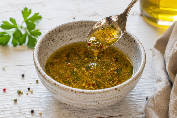 Vinaigrette al limone, miele ed erbe
