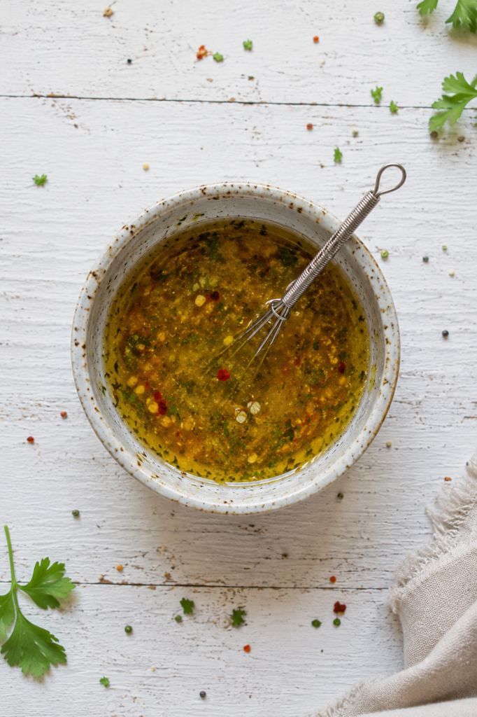 Vinaigrette al limone, miele ed erbe aromatiche