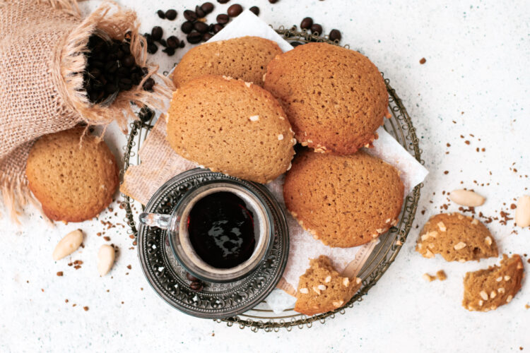 Cookies maxi al caffè e mandorle